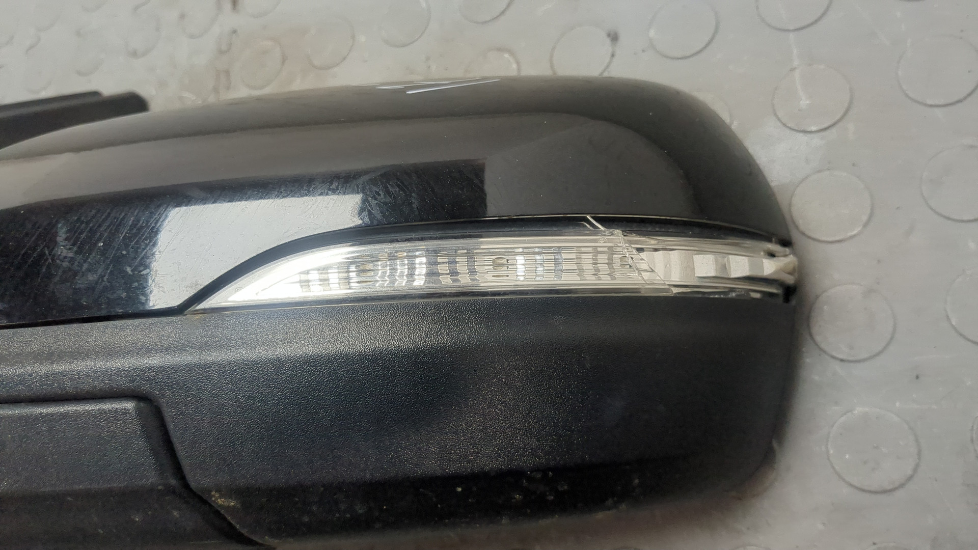 Зеркало левое электрическое