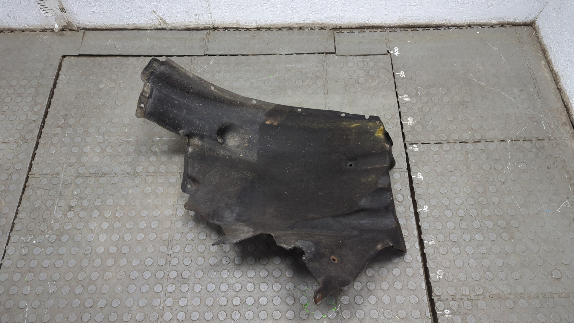 Локер передний левый