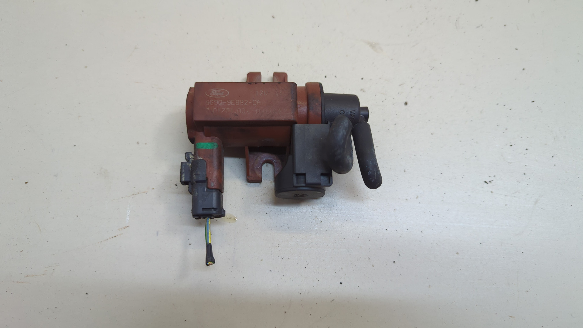 Клапан электромагнитный