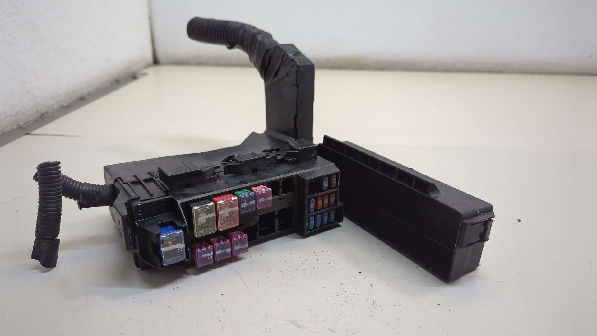 Блок предохранителей