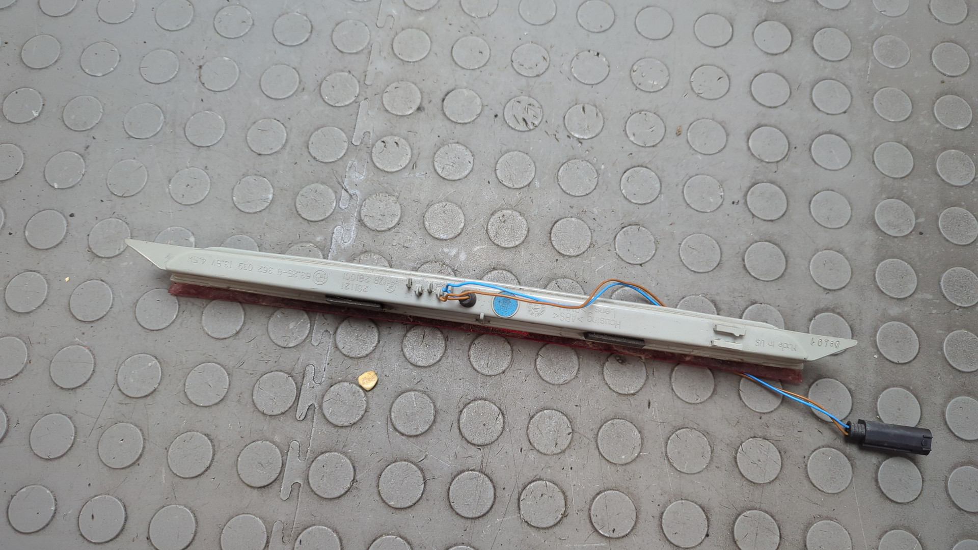 Фонарь задний (стоп сигнал)