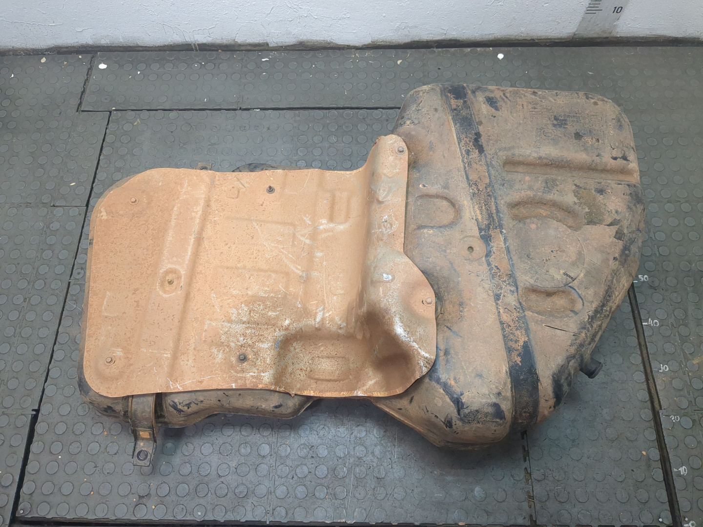 Бак топливный