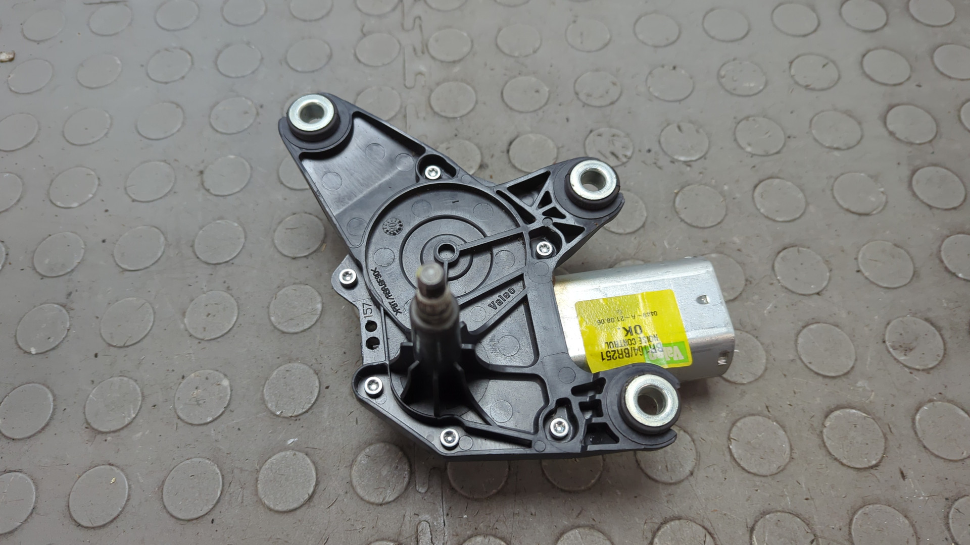 Моторчик стеклоочистителя задний