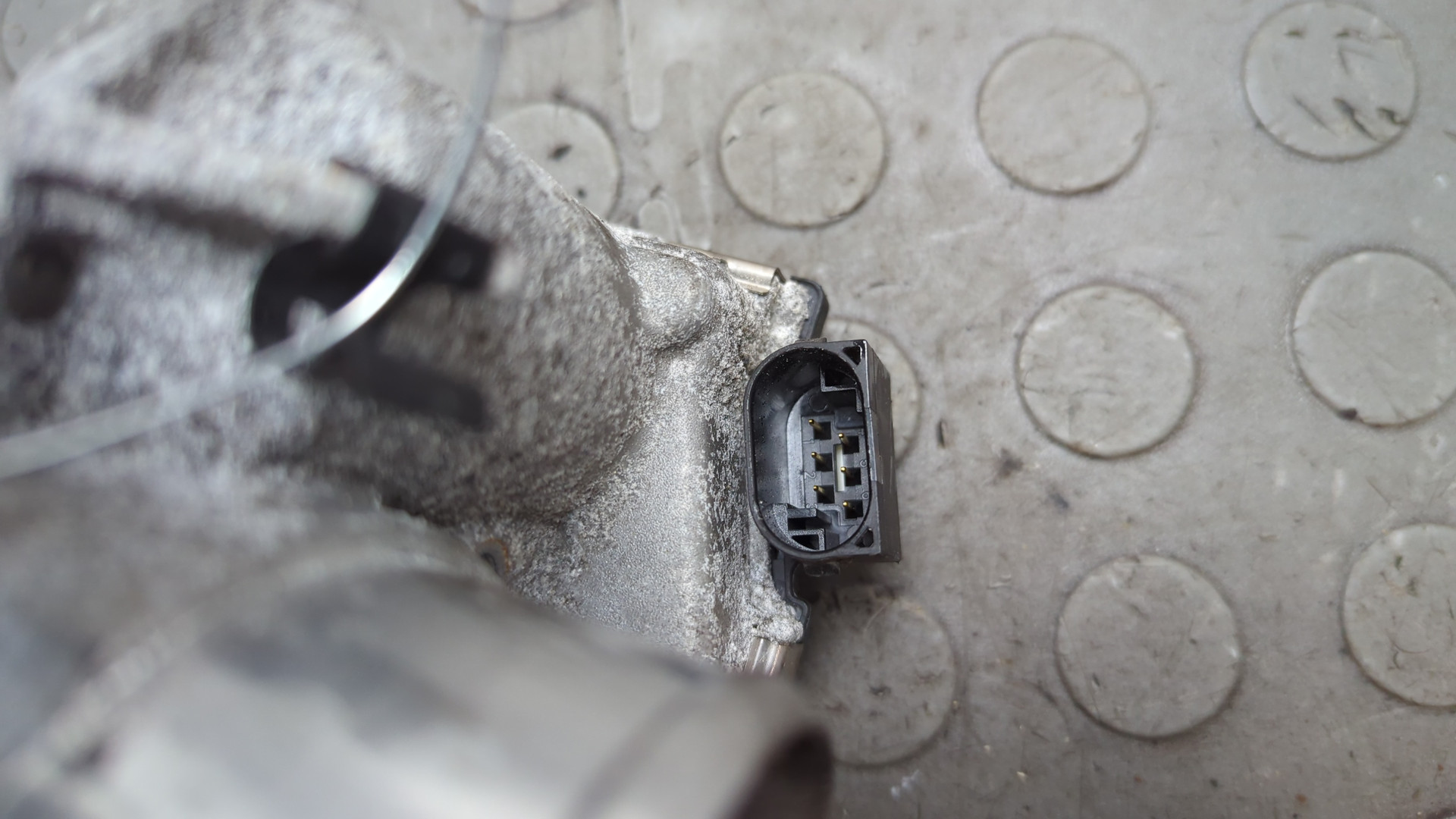 Заслонка дроссельная электрическая