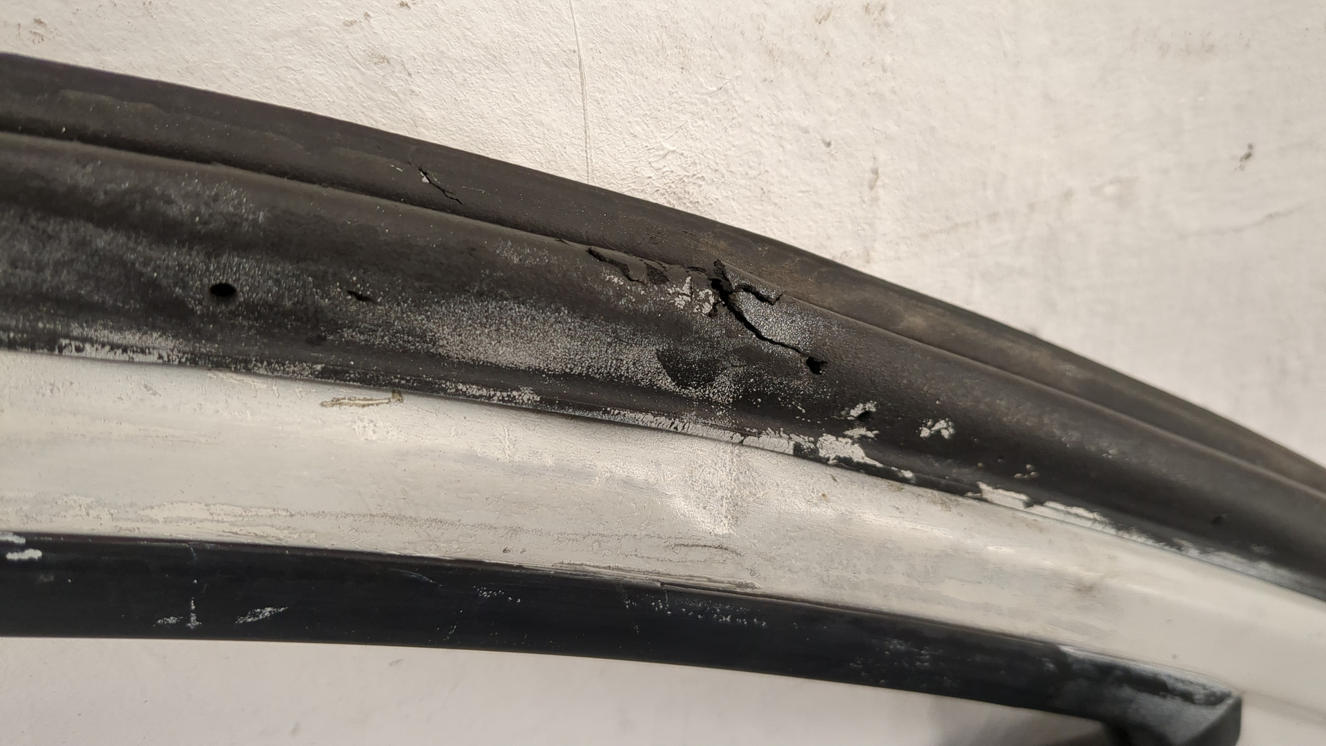 Дверь передняя левая