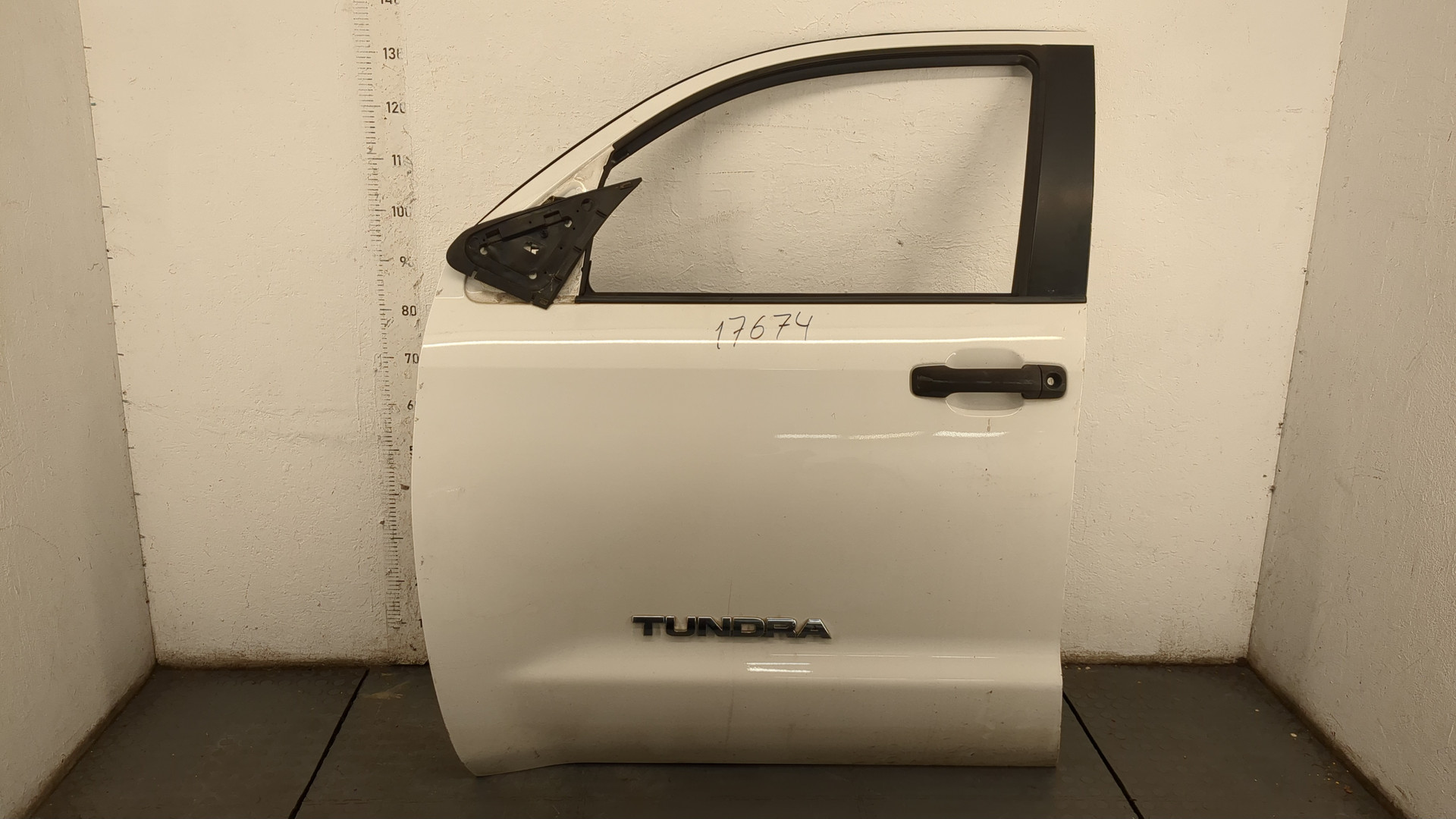 Дверь передняя левая