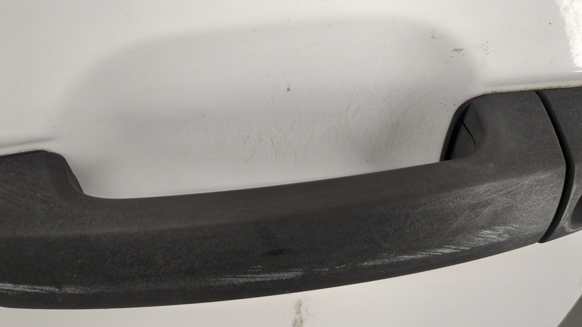 Дверь передняя левая