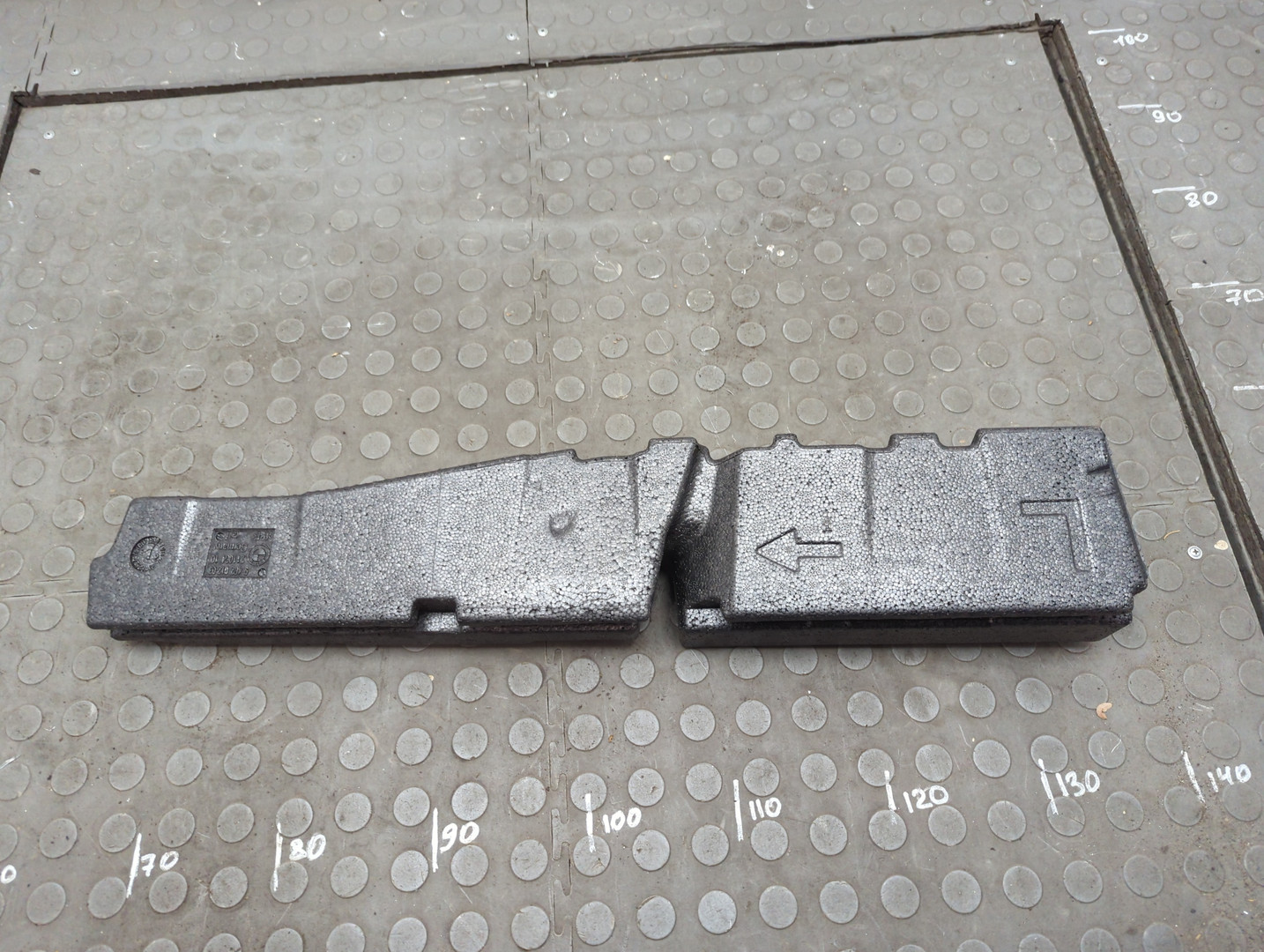 Обшивка багажника