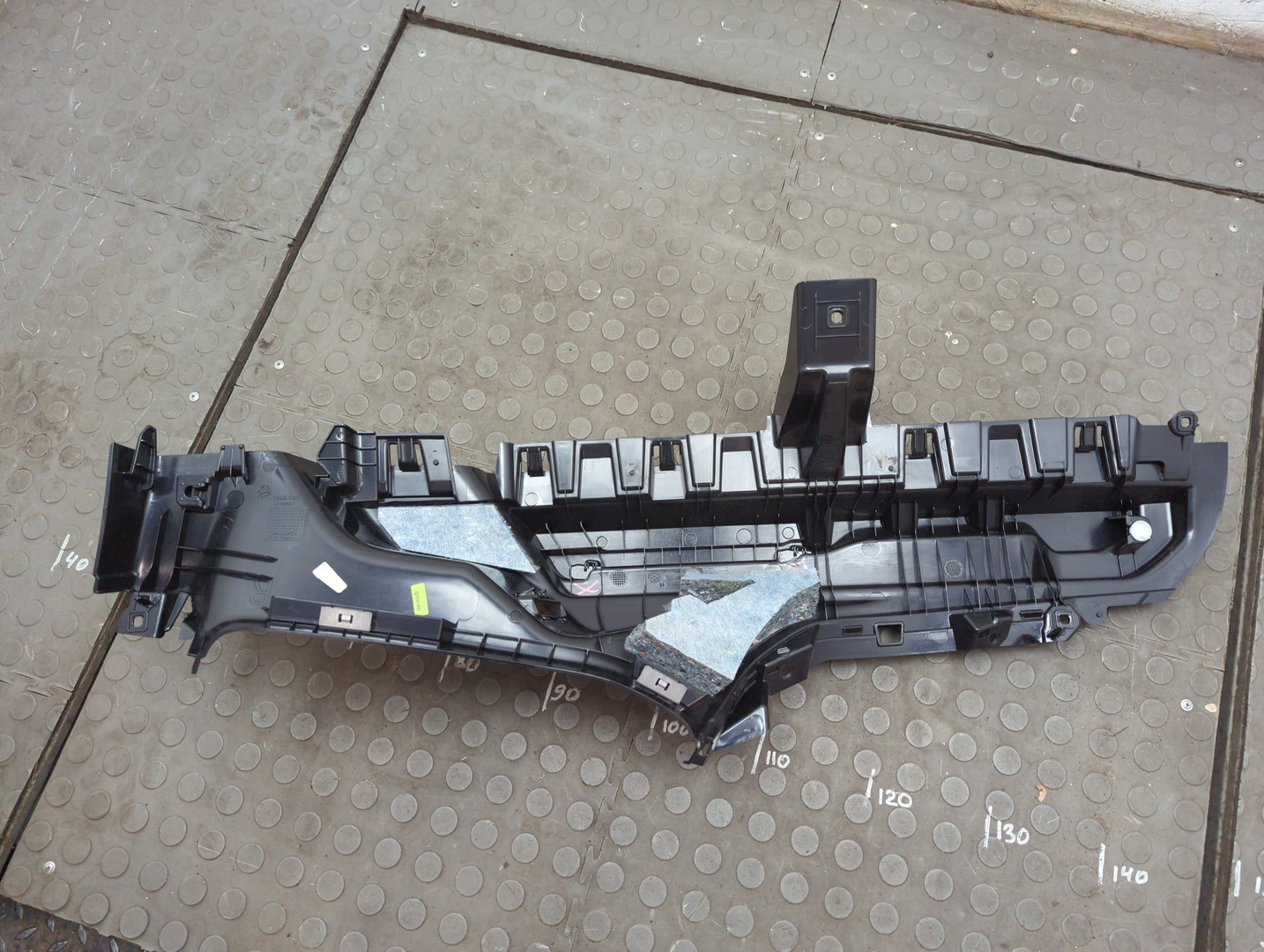 Обшивка багажника