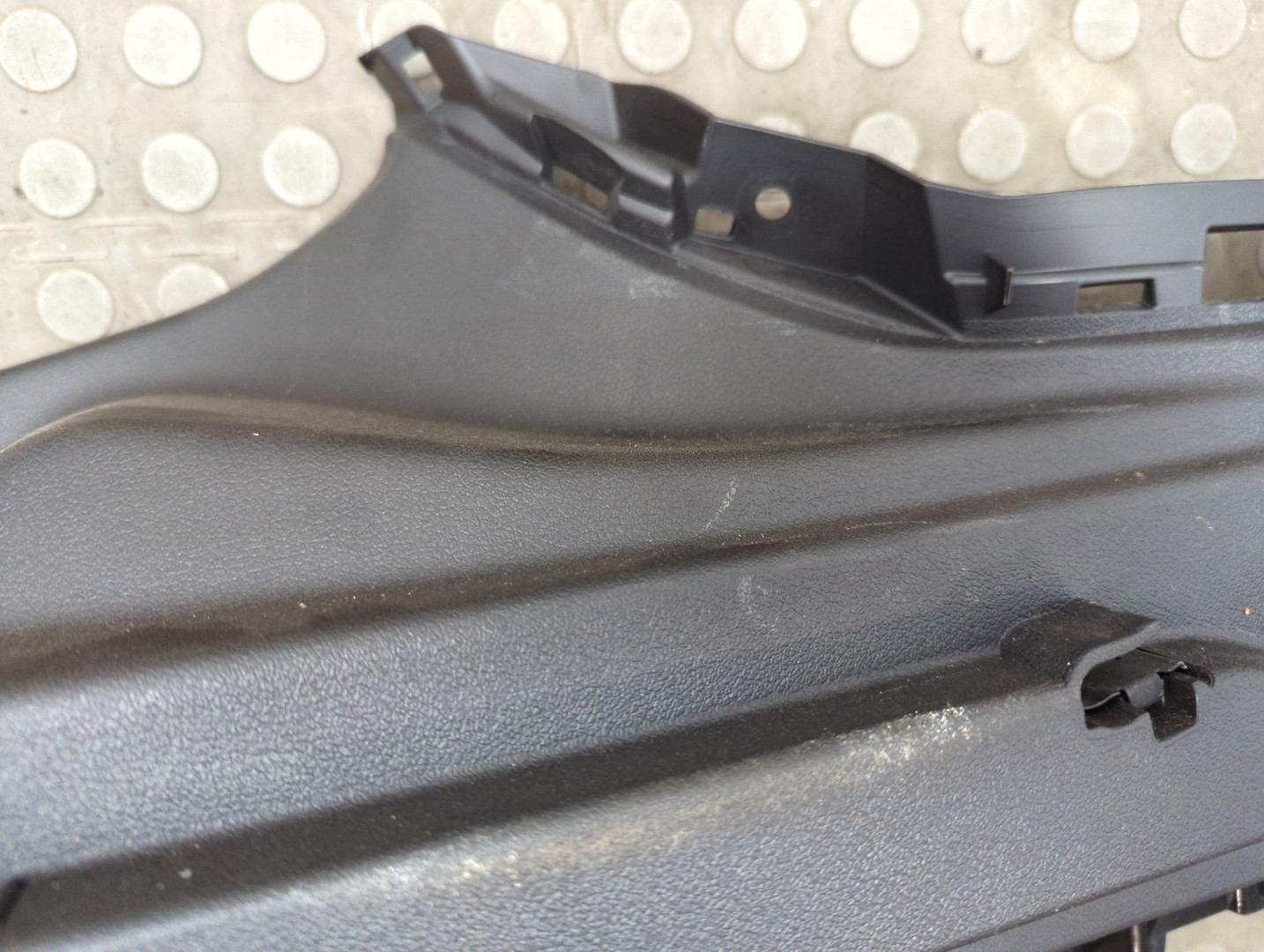 Обшивка багажника