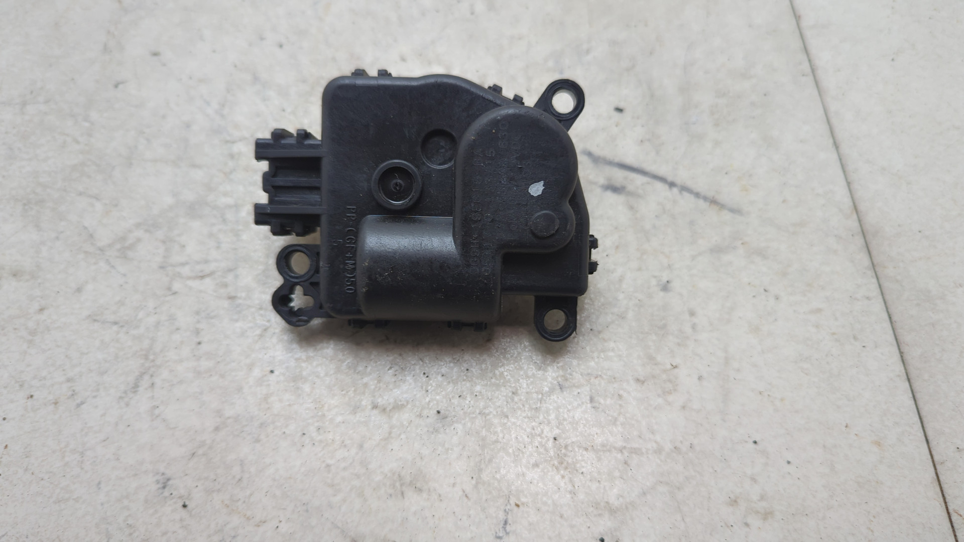 Моторчик заслонки печки