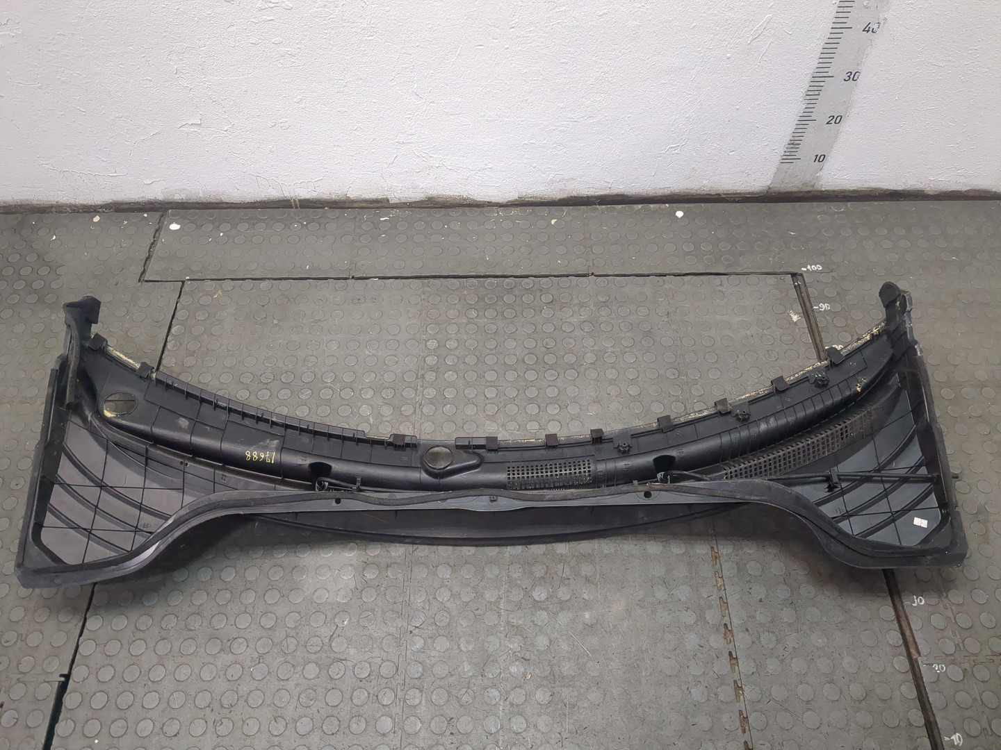 Решетка стеклоочистителей (Жабо)