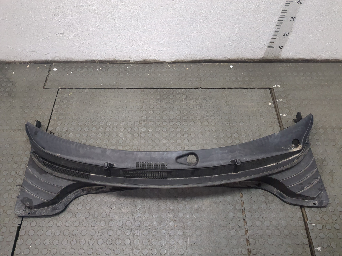 Решетка стеклоочистителей (Жабо)