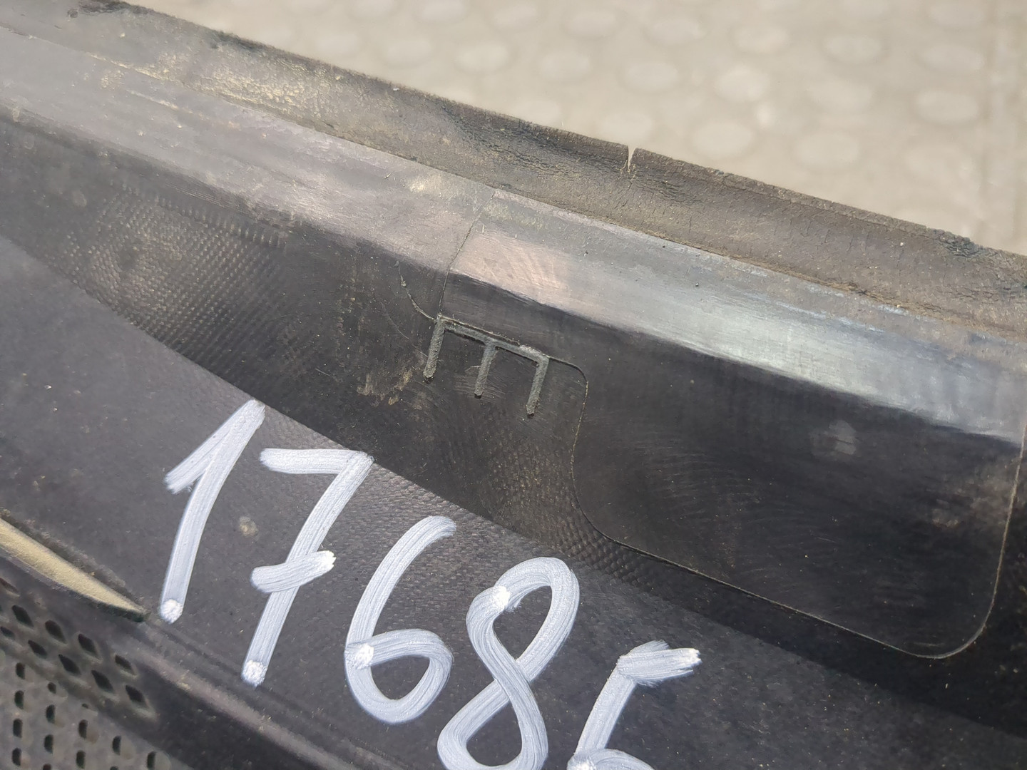 Решетка стеклоочистителей (Жабо)