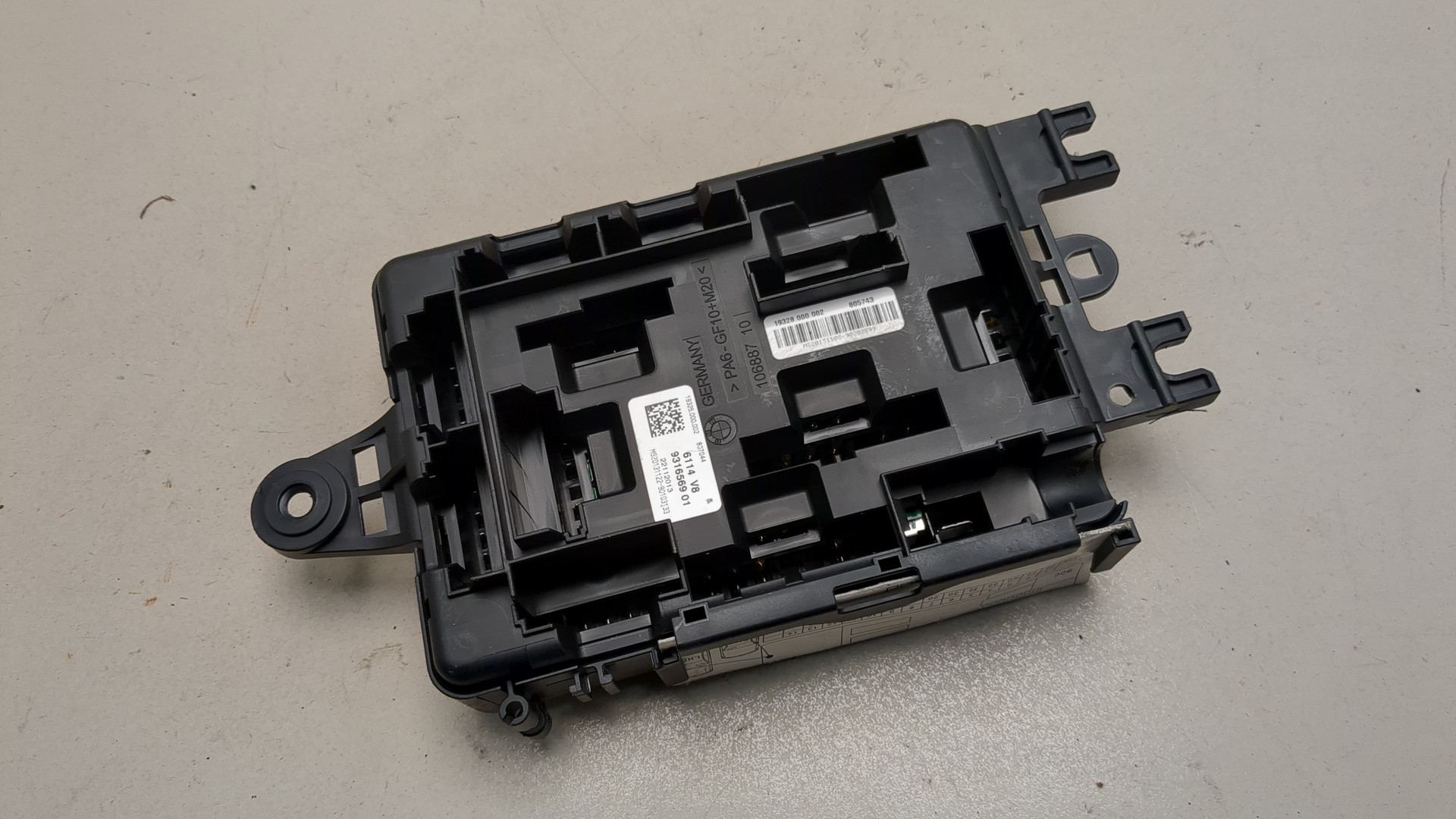 Блок предохранителей