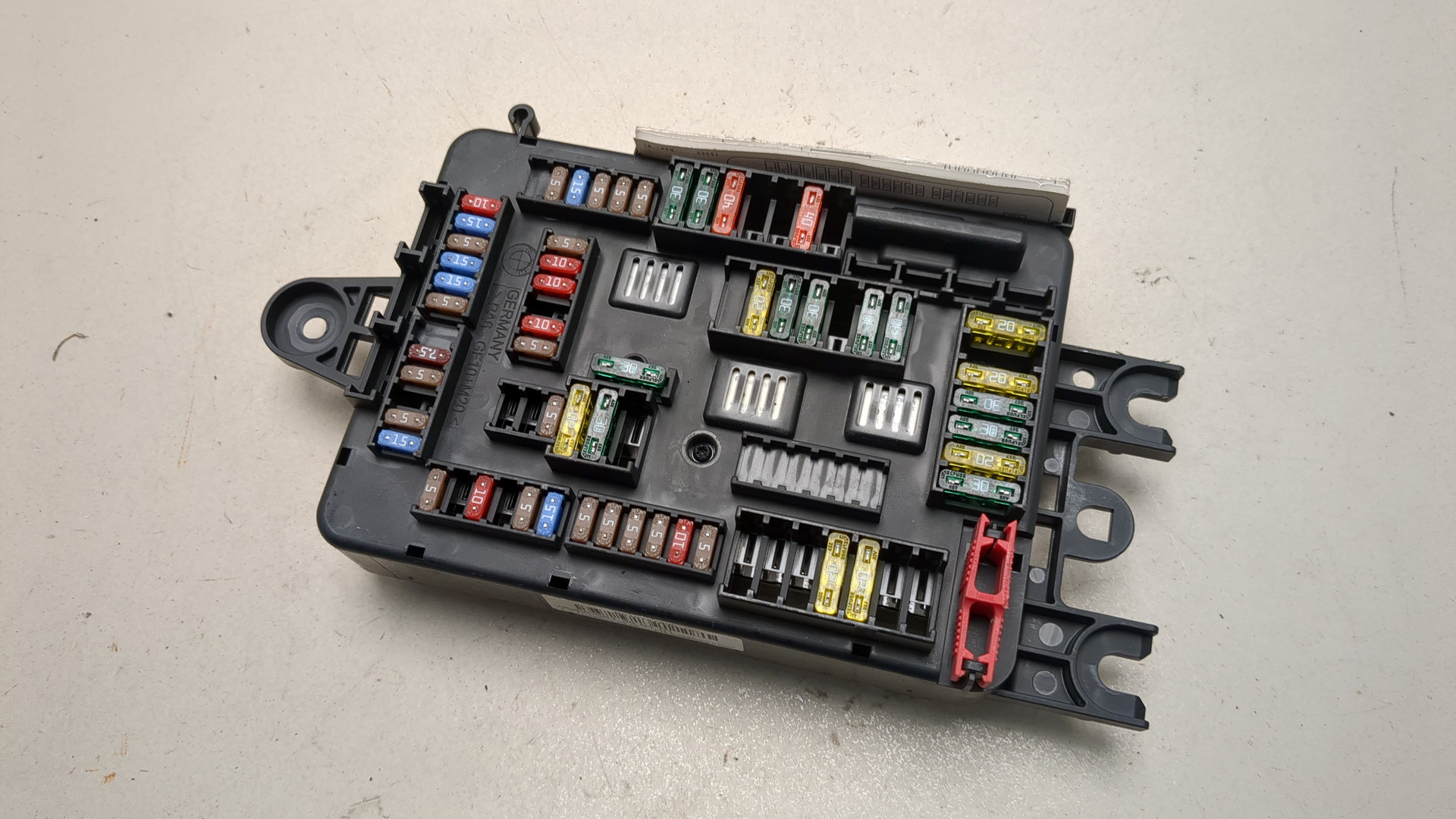 Блок предохранителей