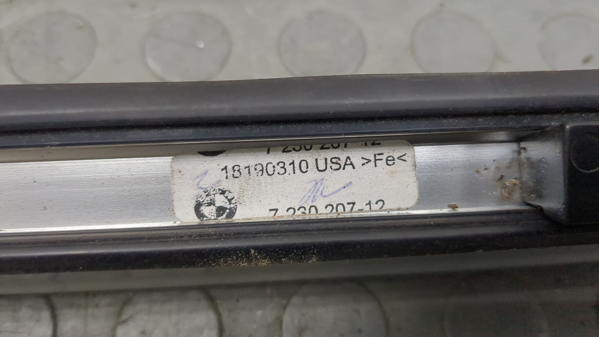 Рейлинги (релинг) к-кт (планки на крышу)