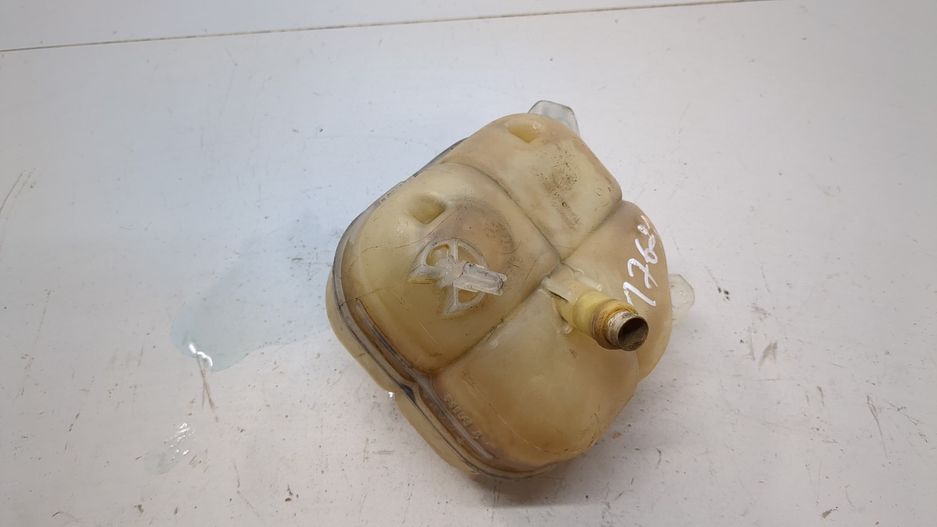 Бачок расширительный