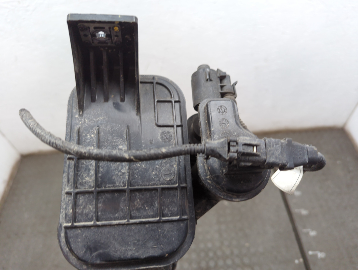 Абсорбер (фильтр угольный)