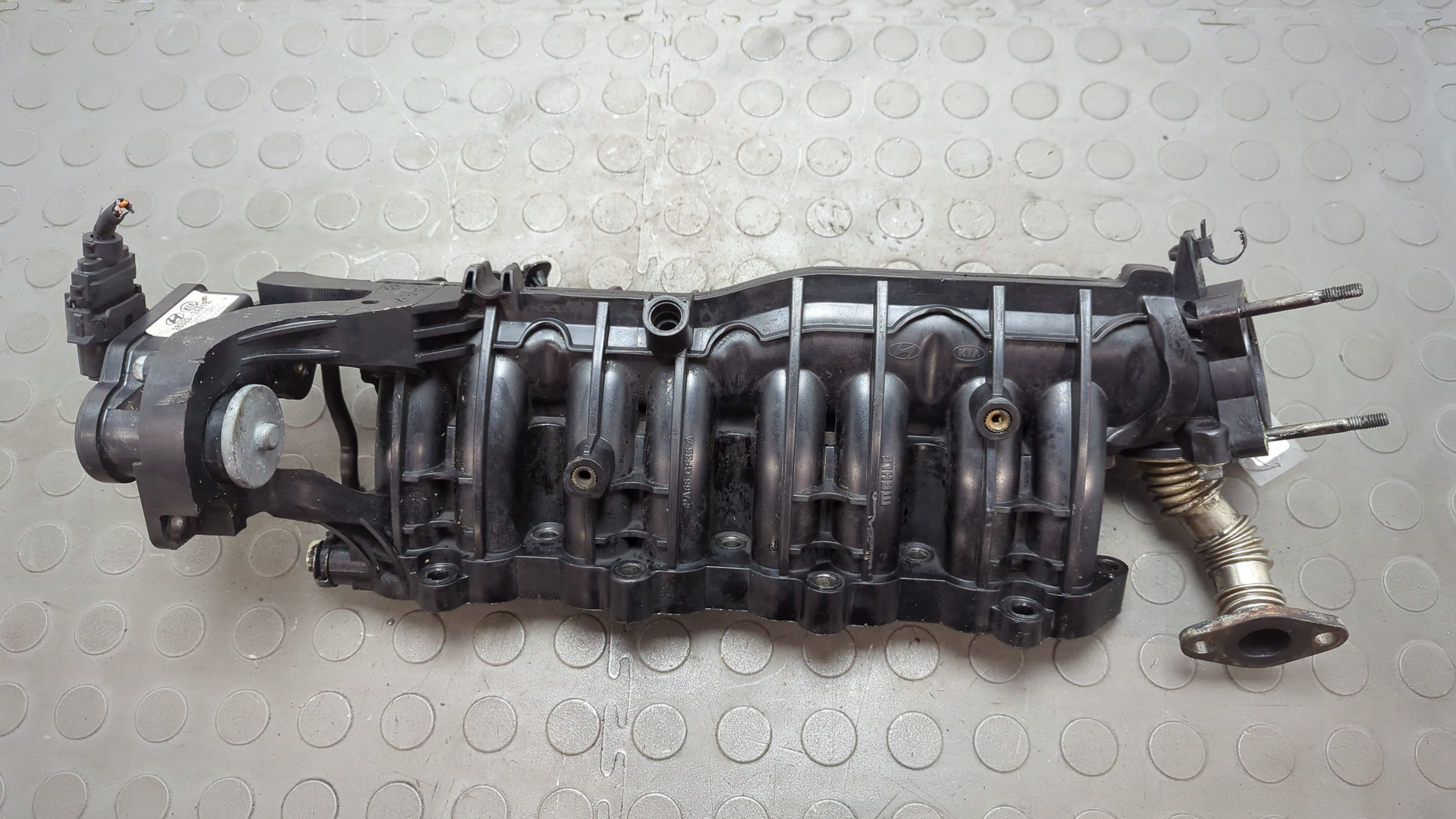 Коллектор впускной