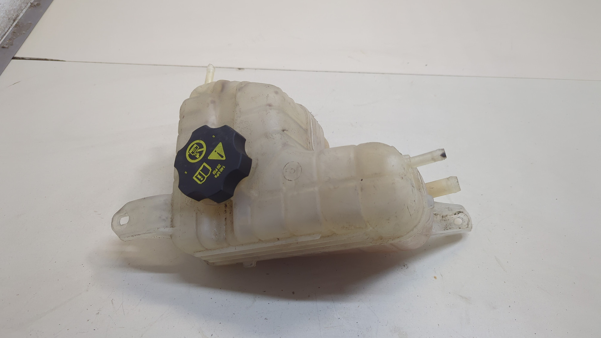 Бачок расширительный