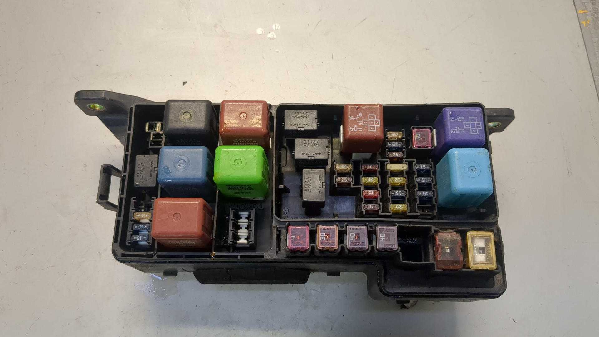 Блок предохранителей