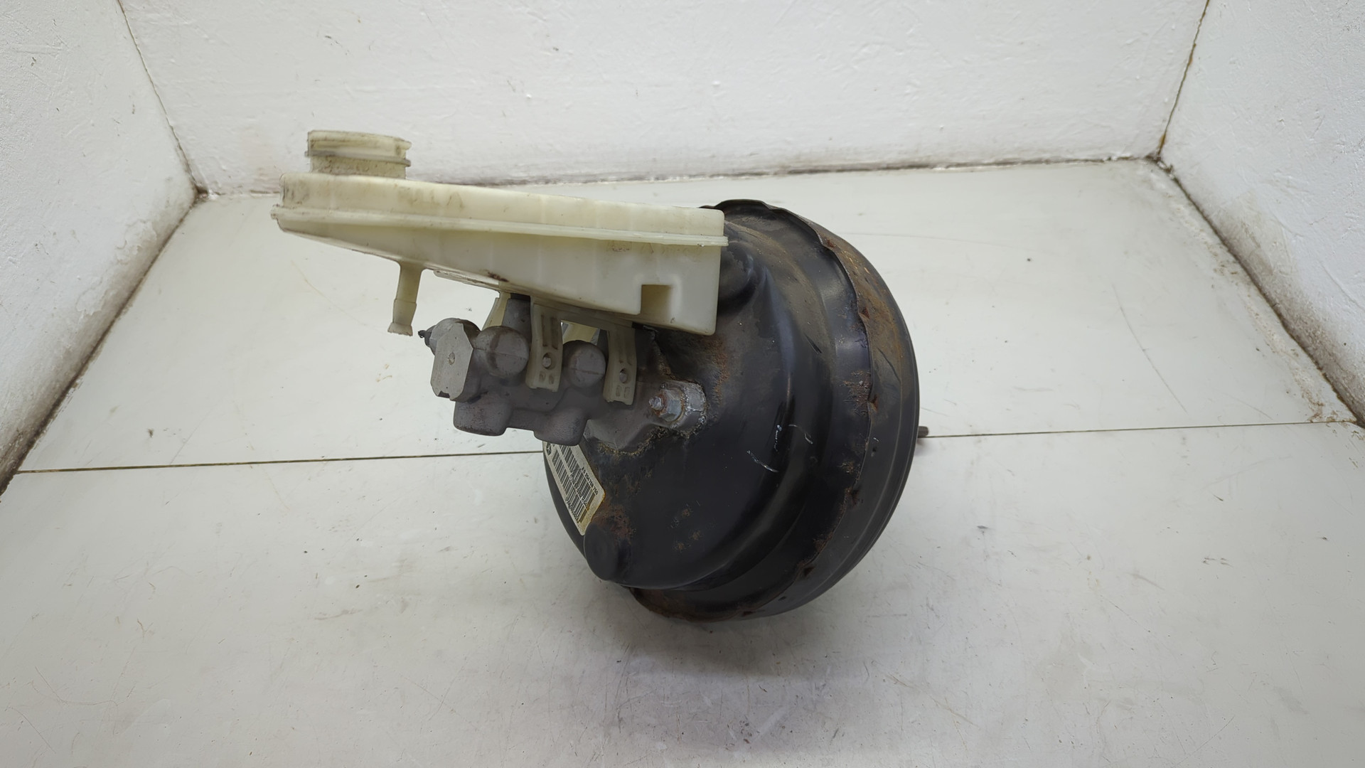 Цилиндр тормозной главный