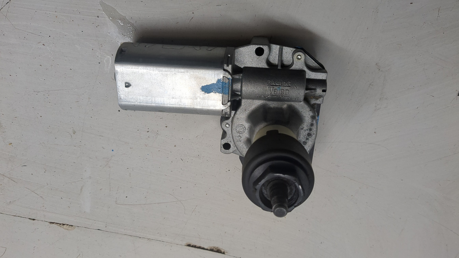 Моторчик стеклоочистителя задний