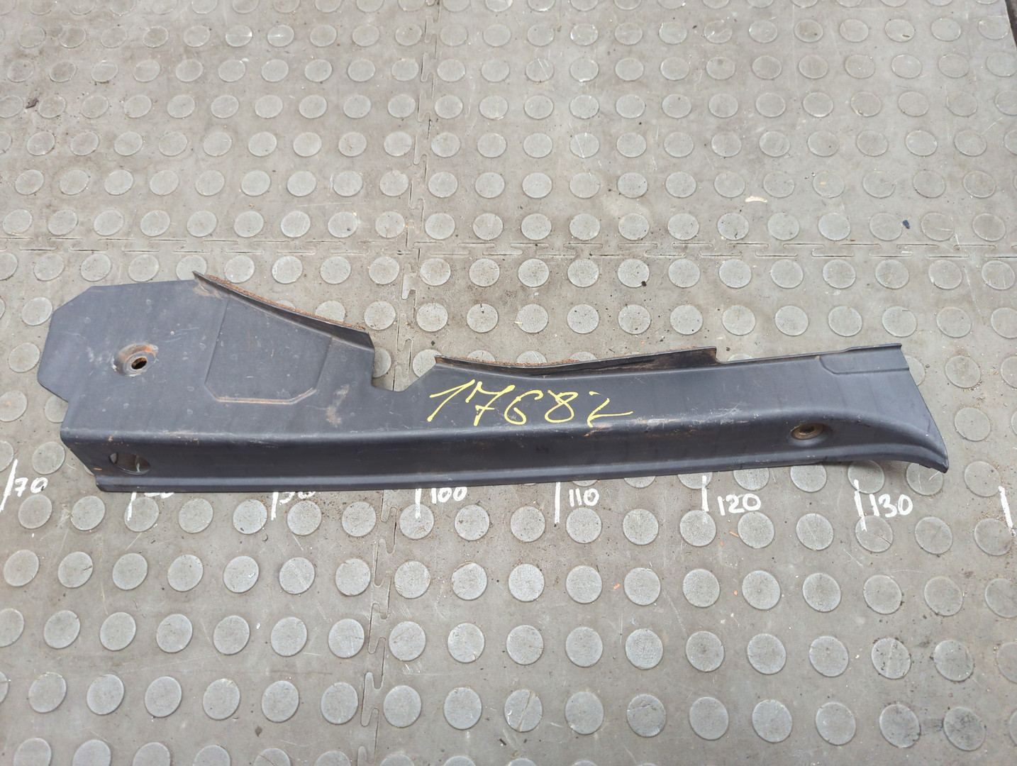 Локер передний левый