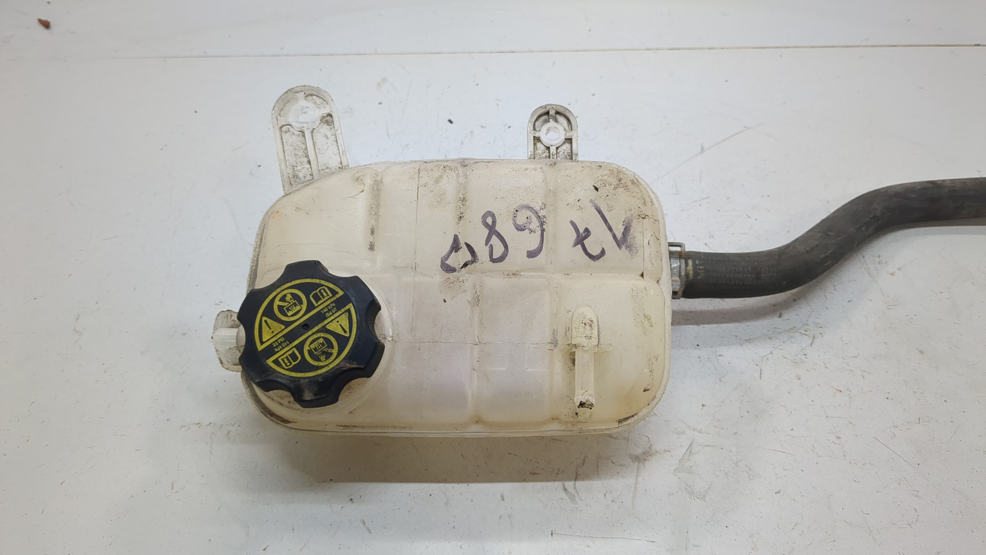 Бачок расширительный