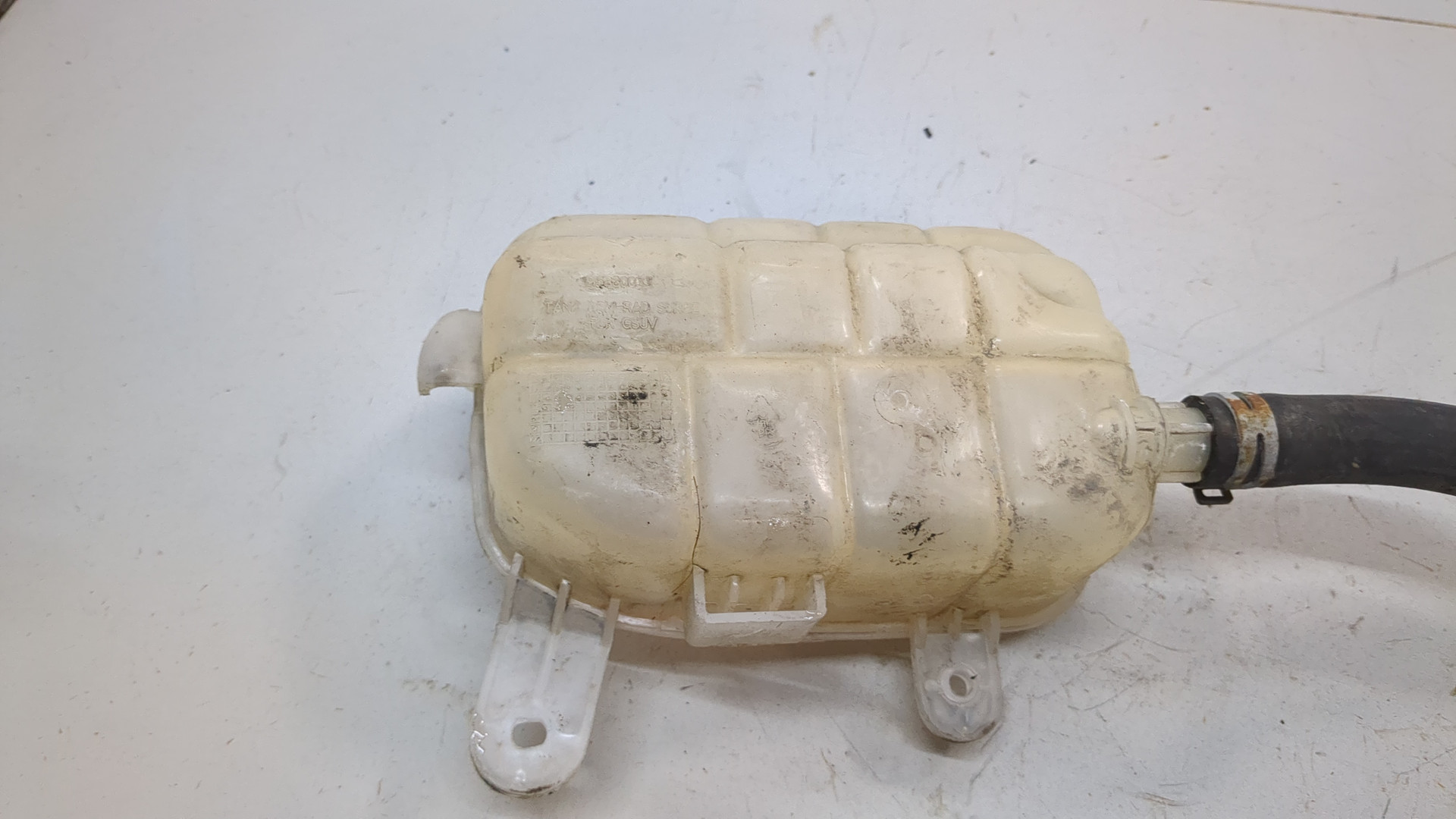 Бачок расширительный