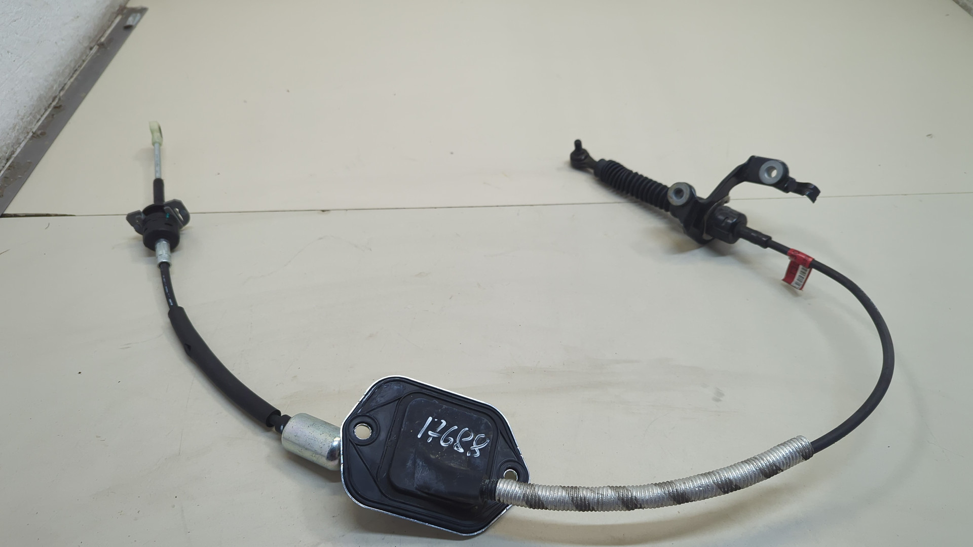 Трос КПП (выбора/переключения передач)