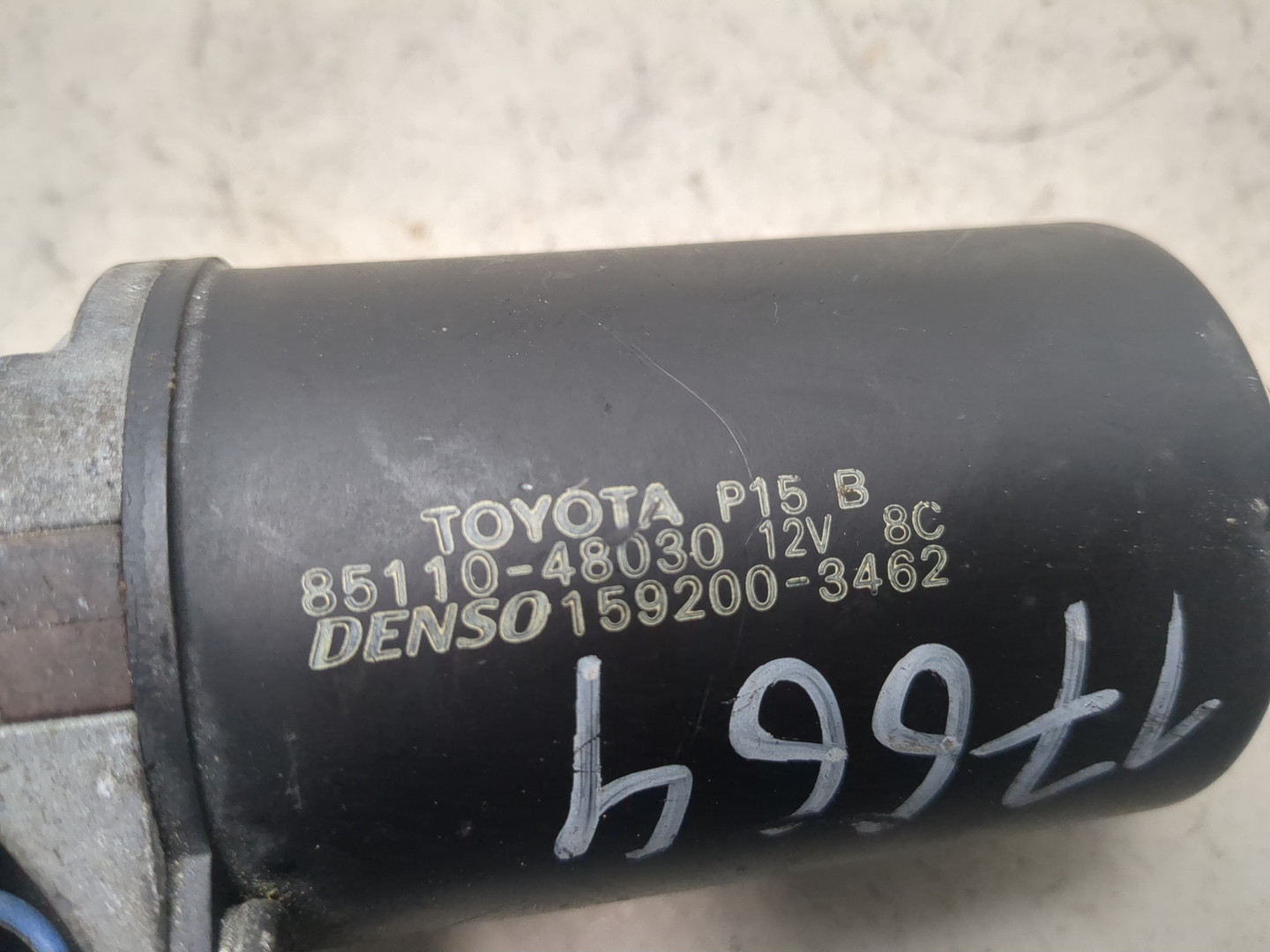 Моторчик стеклоочистителя передний