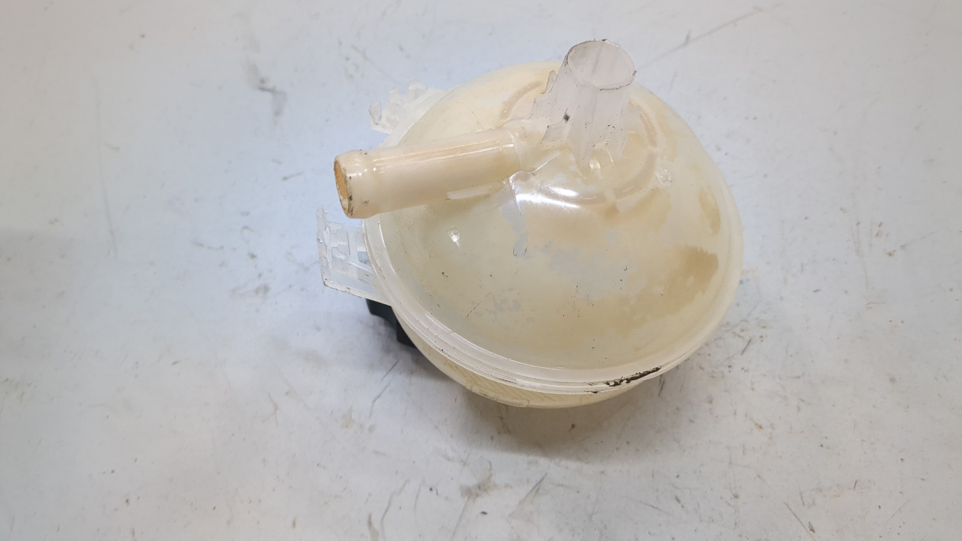 Бачок расширительный