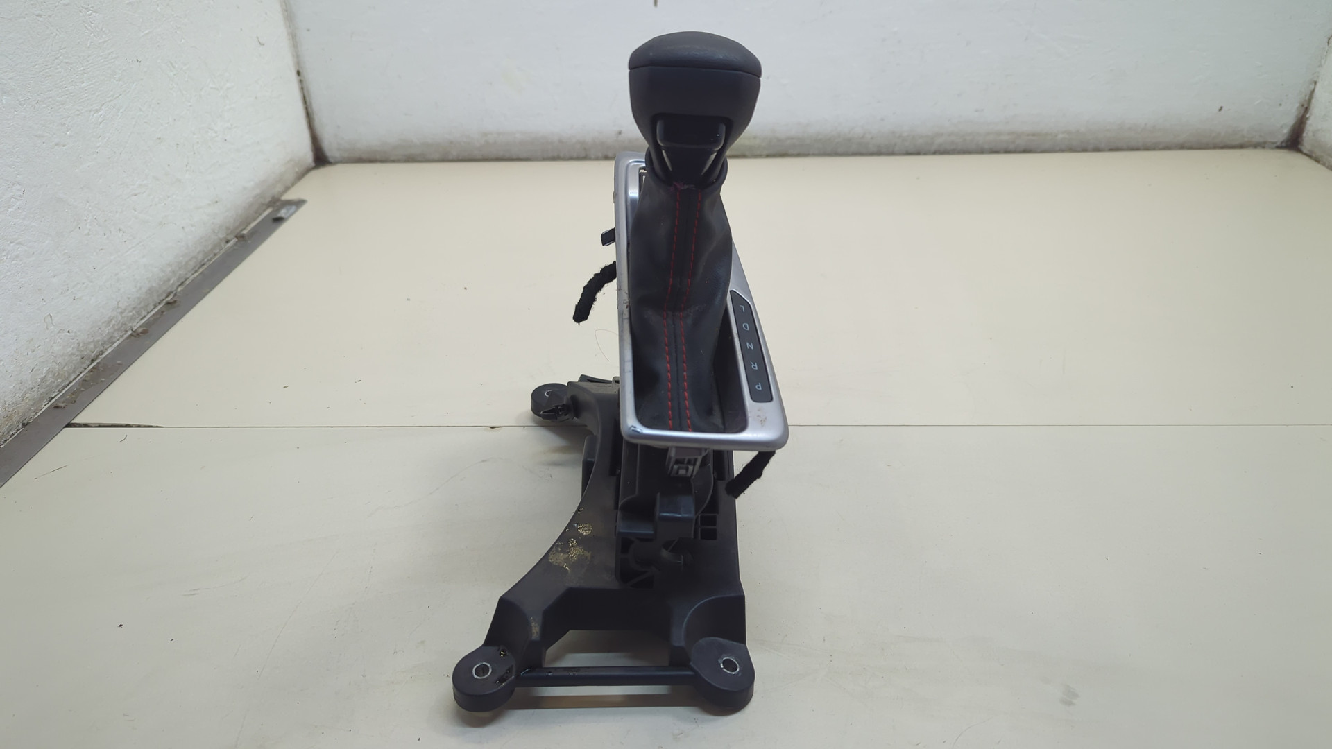 Кулиса МКПП / АКПП