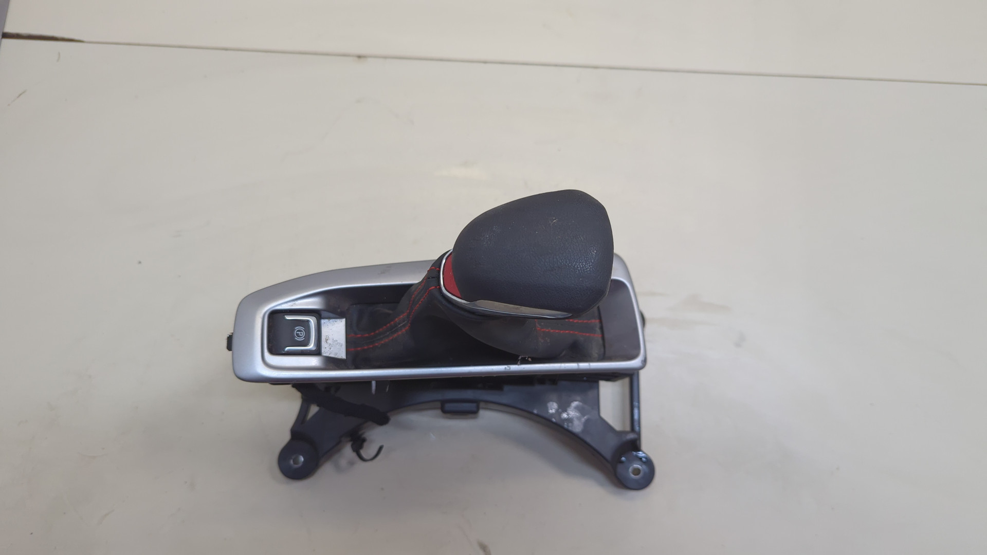 Кулиса МКПП / АКПП