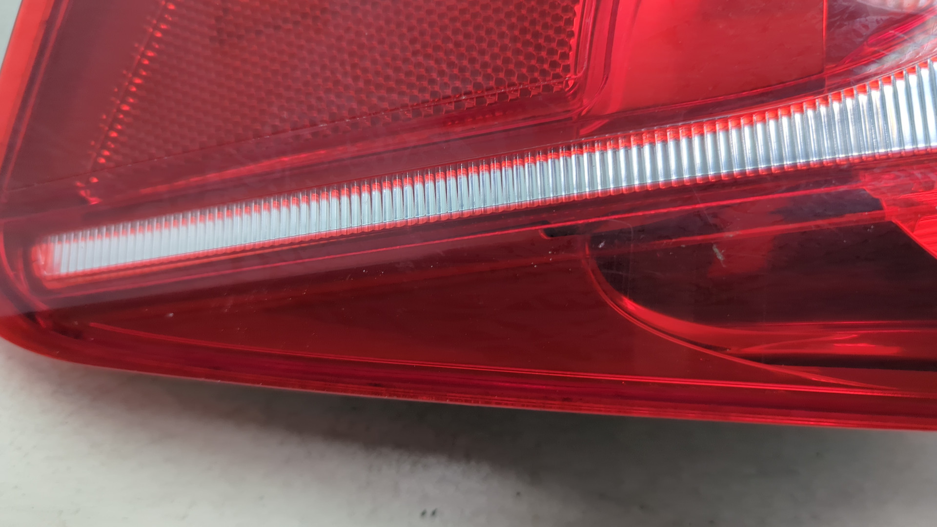 Фонарь задний левый