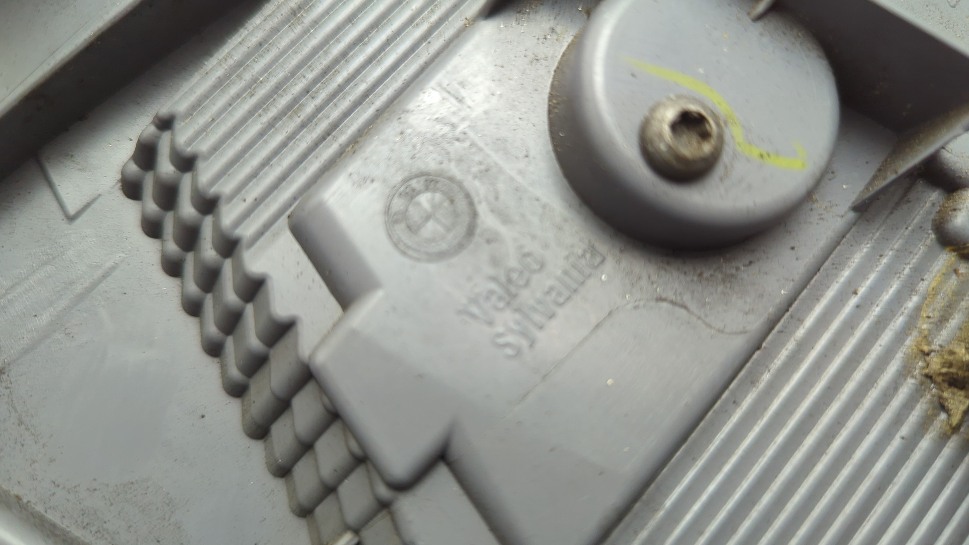 Фонарь задний левый