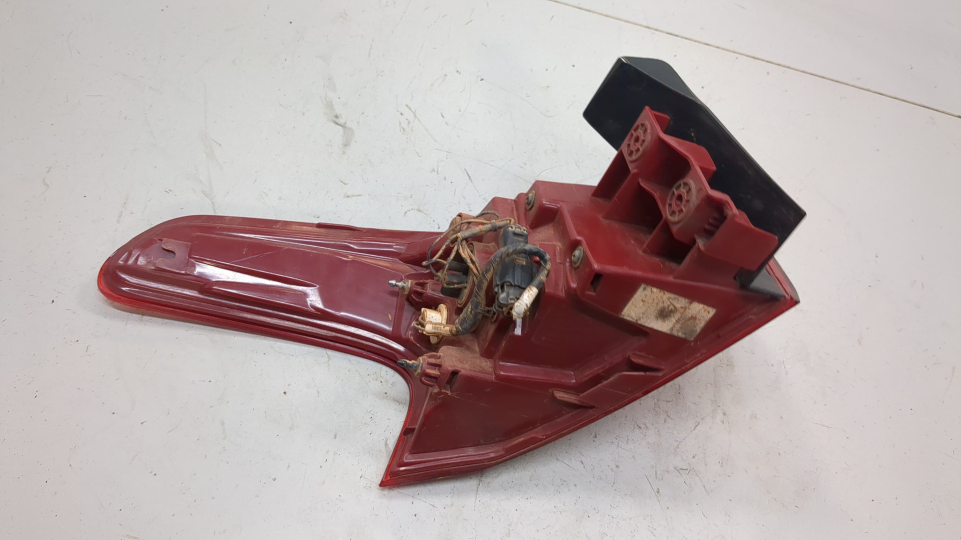 Фонарь задний правый