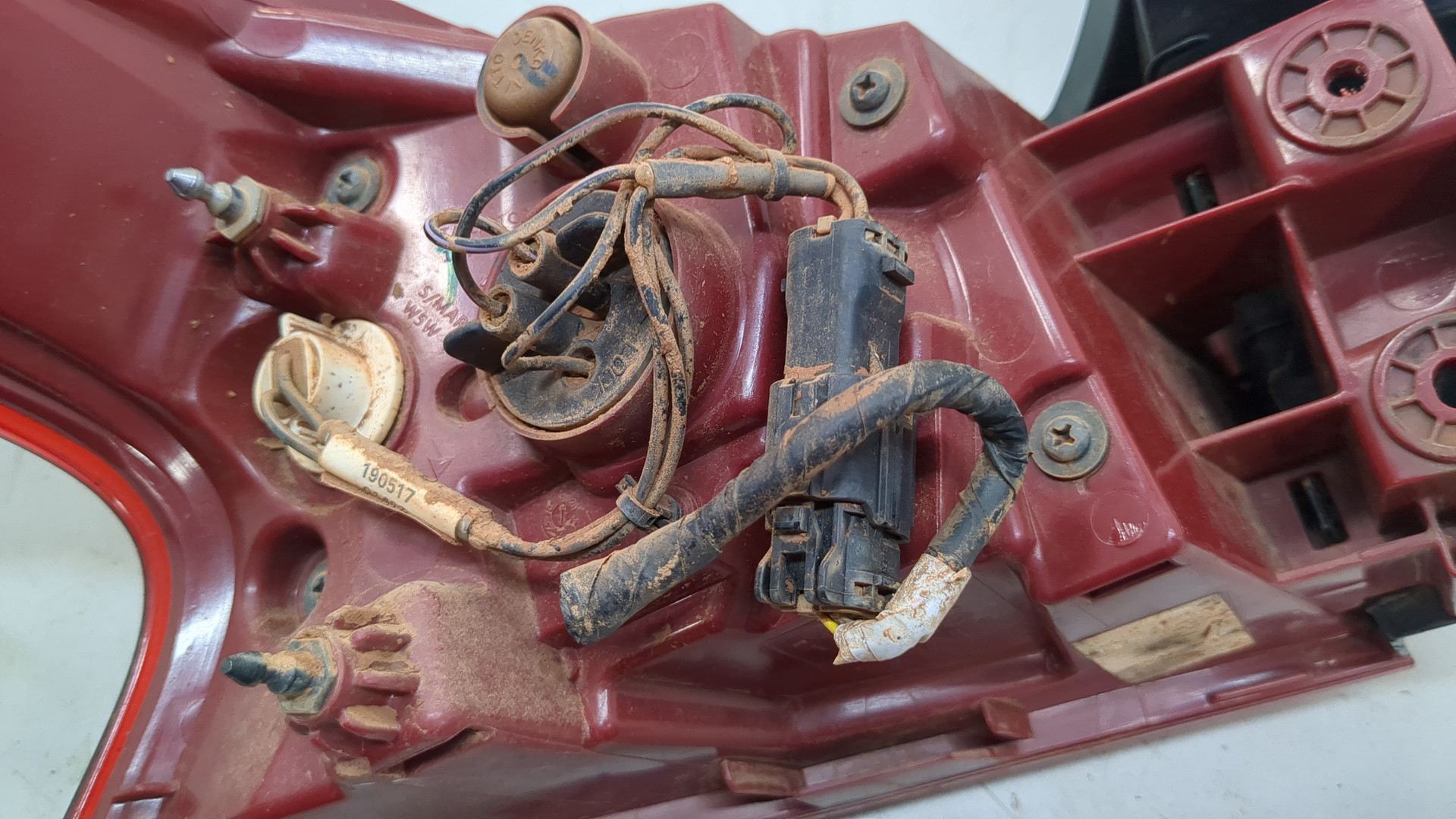 Фонарь задний правый