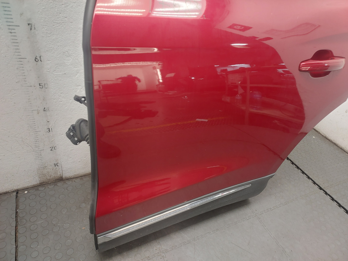 Дверь задняя левая