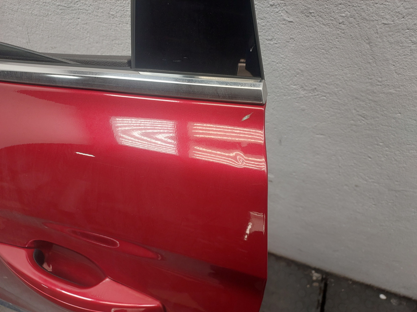 Дверь задняя левая