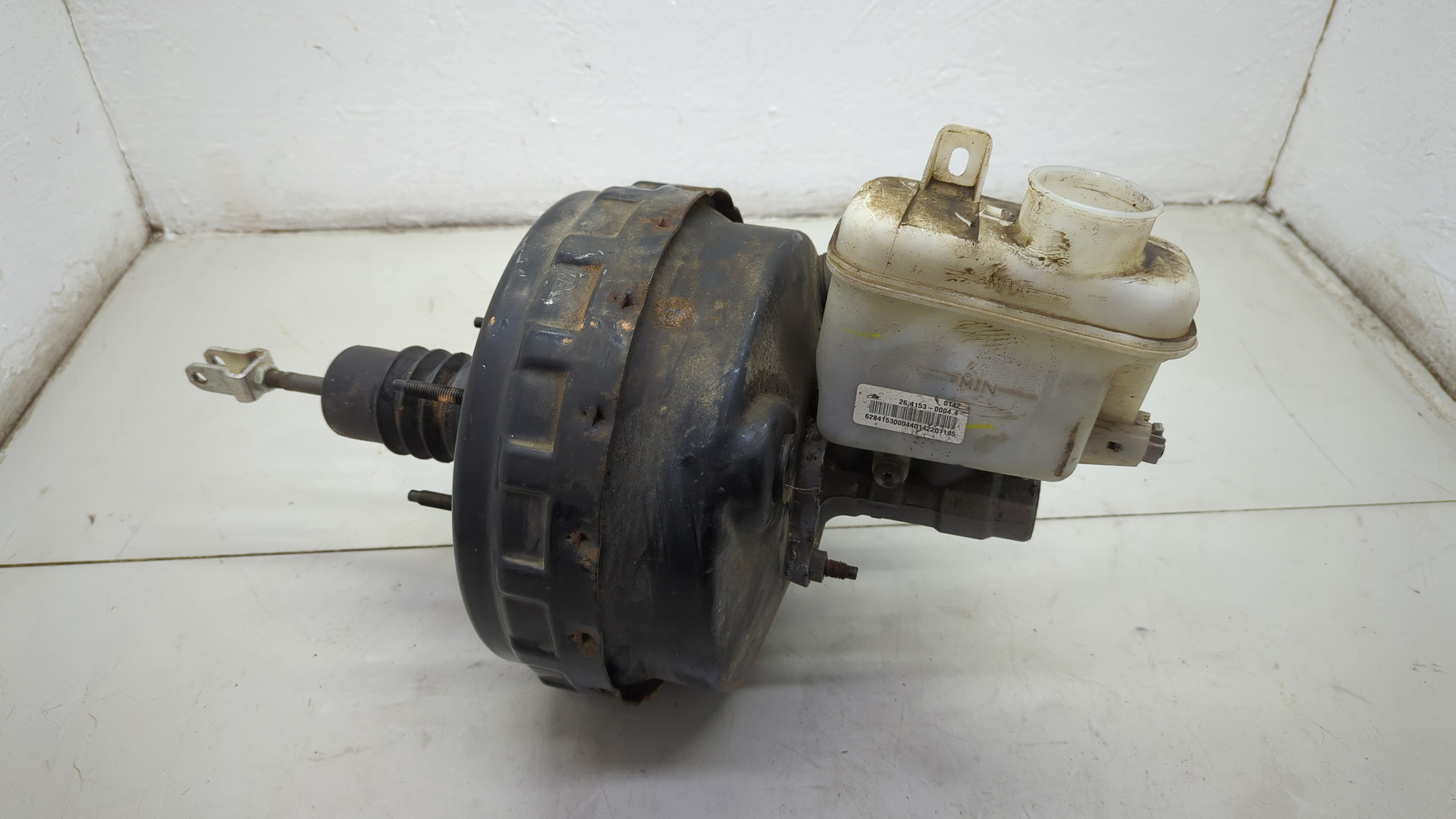 Цилиндр тормозной главный