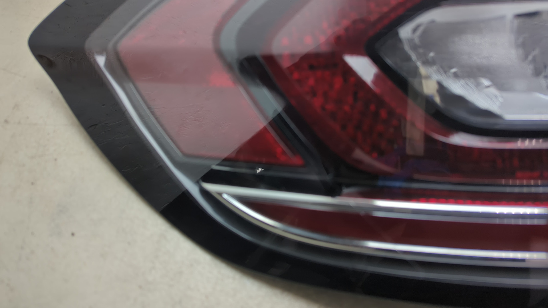 Фонарь задний левый