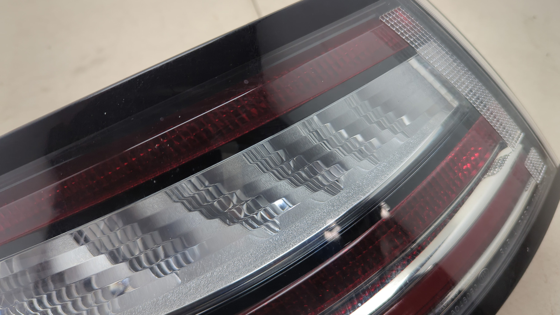 Фонарь задний левый