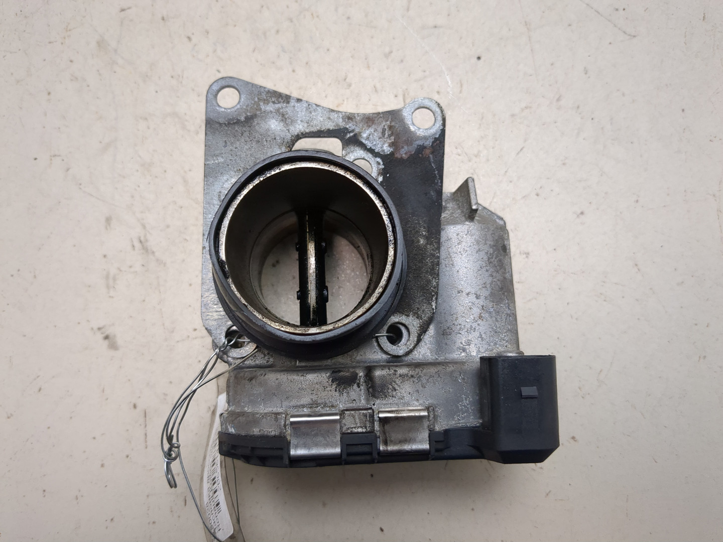 Заслонка дроссельная электрическая