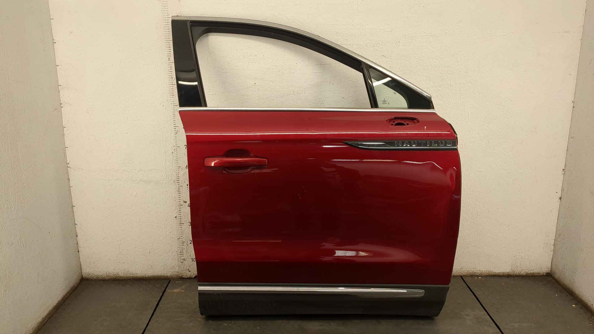 Дверь передняя правая