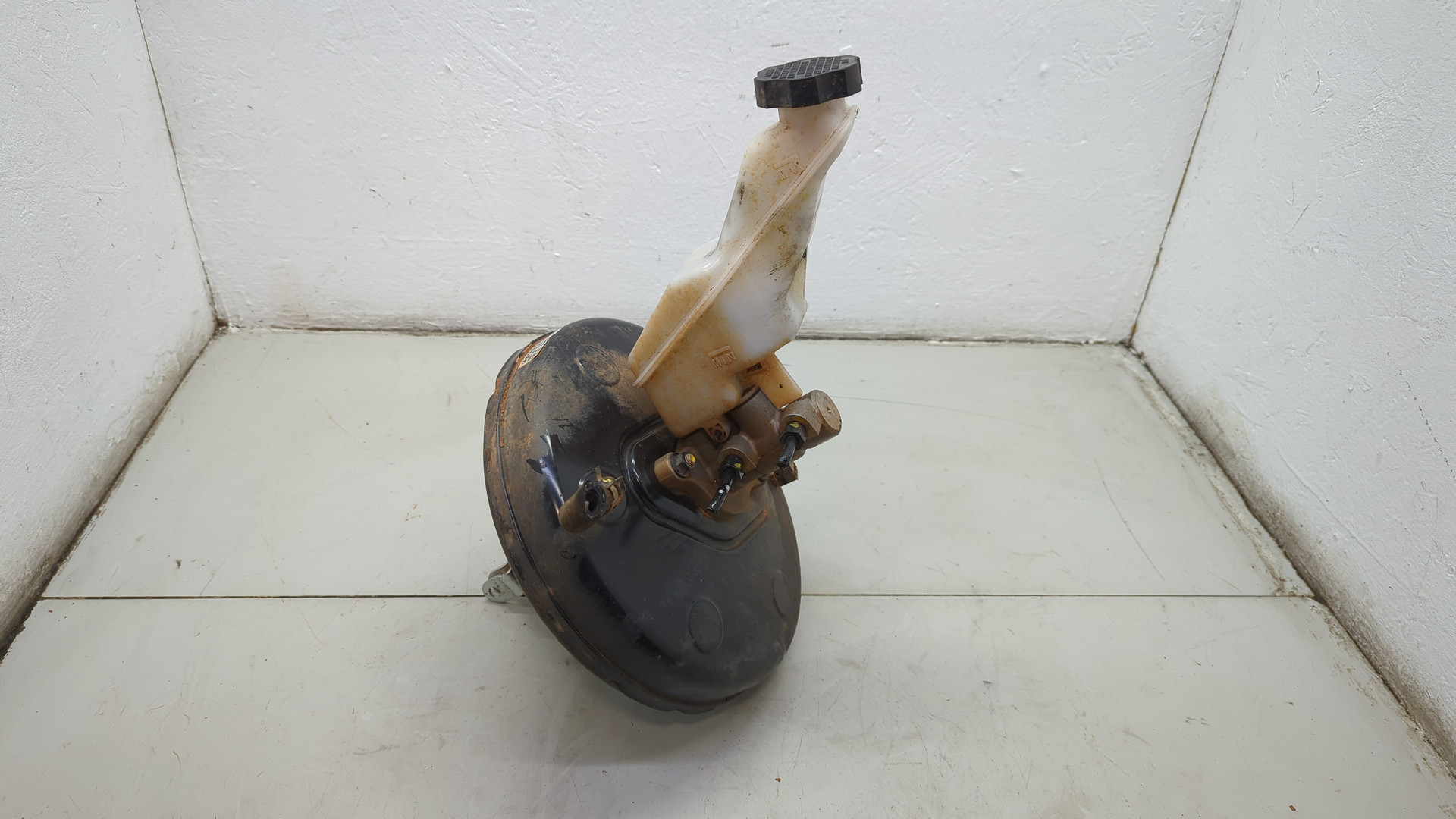 Цилиндр тормозной главный