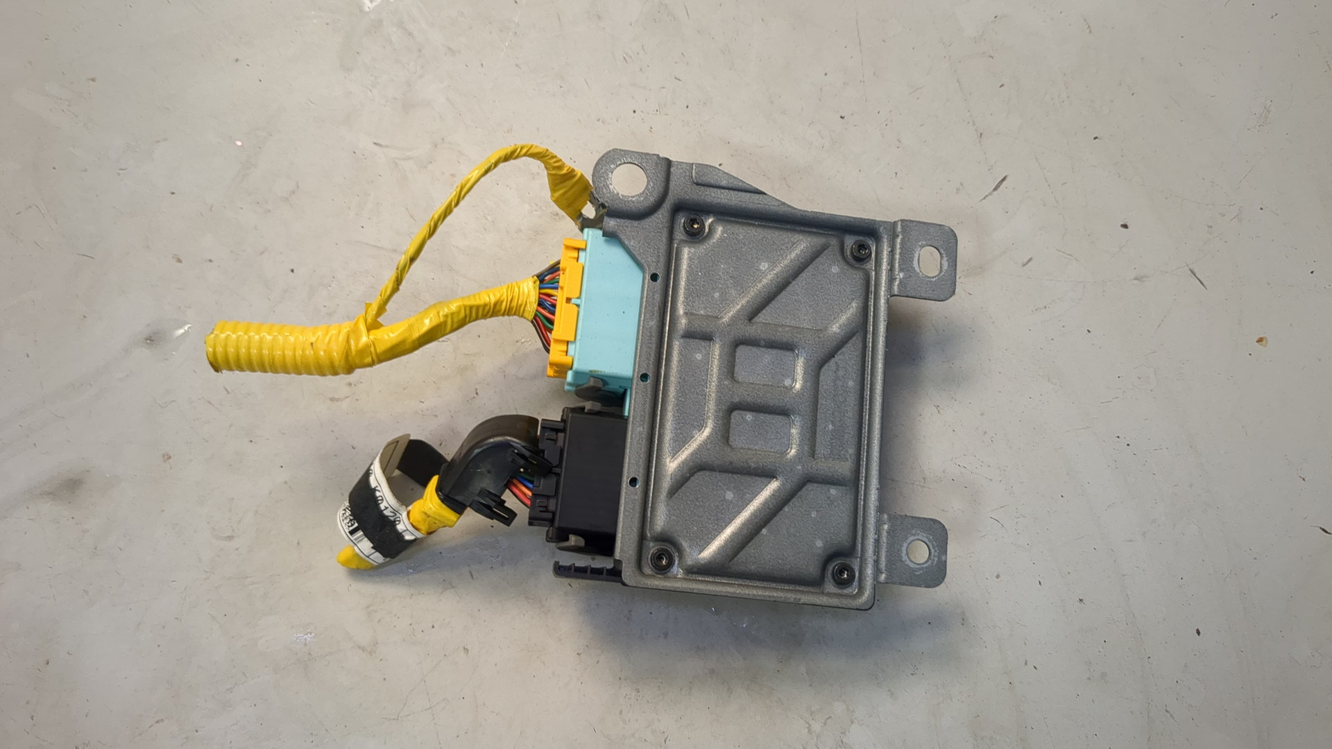 Блок управления подушек безопасности (AIR BAG)