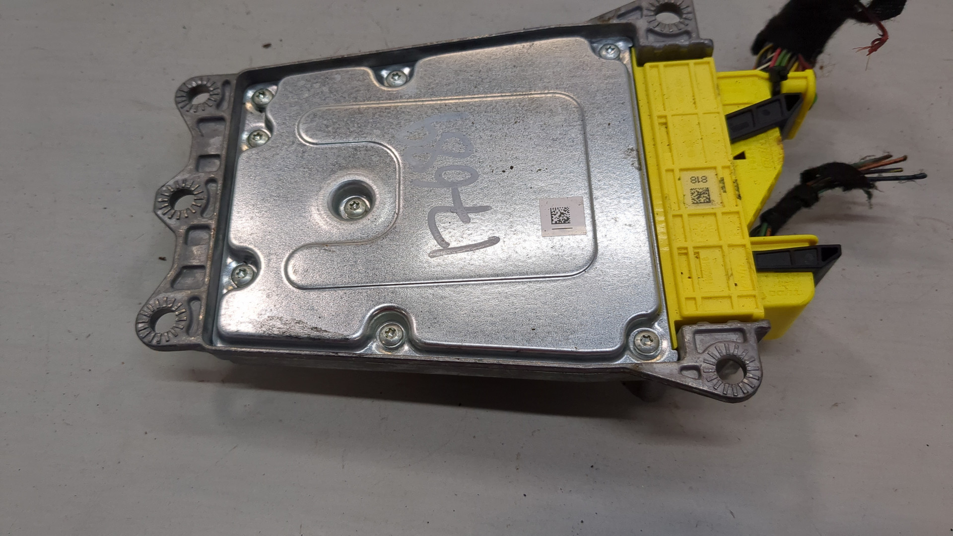 Блок управления подушек безопасности (AIR BAG)